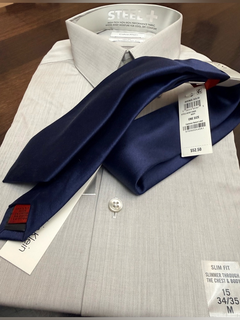 NWT Men’s Calvin Klein Medium (15 34/35) Dress Shirt Gray & Silk Navy Blue Tie